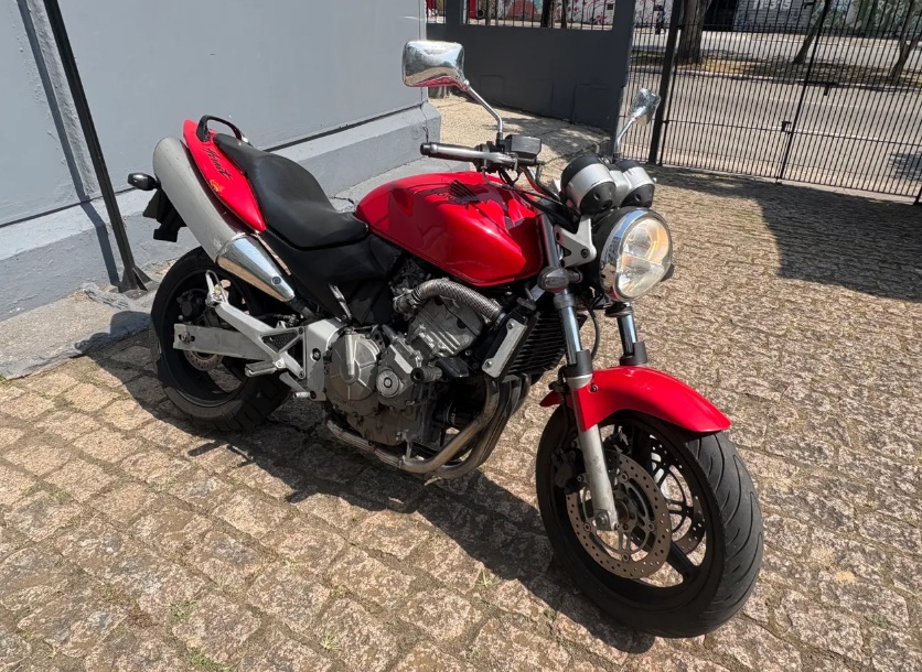 Honda Hornet 2005